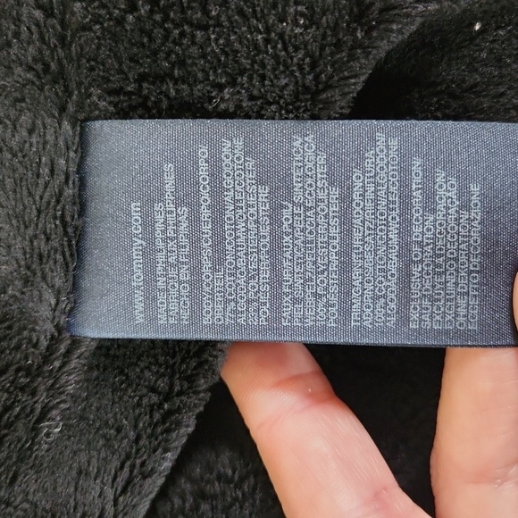 Tommy Hilfiger black lined jacket, size small - Picture 6 of 6